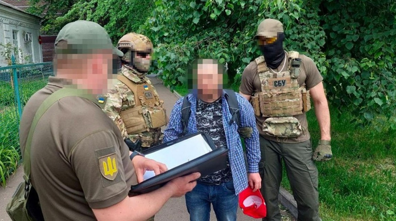 СБУ затримала у Черкасах жителя Херсонщини, який коригував ворожі обстріли по місту