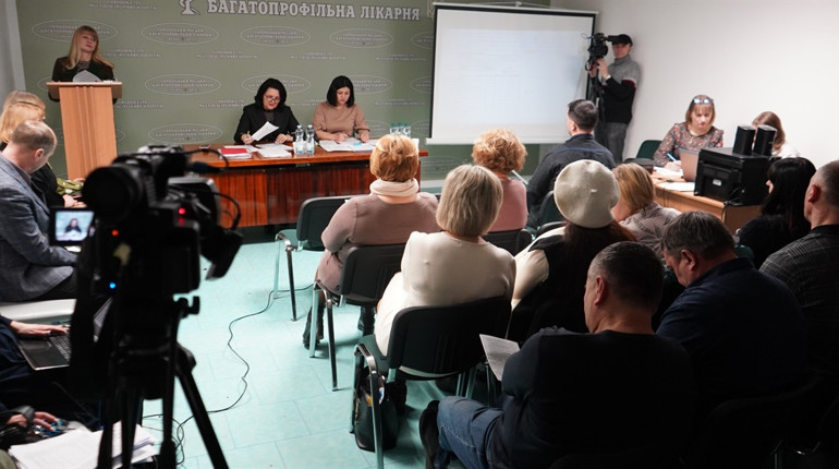 Повітряна тривога не завадила. Як і де відбулася перша сесія Городоцької міської ради 2023 року
