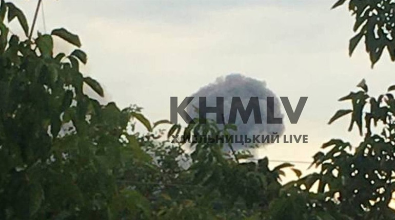 Над Хмельниччиною збили три крилаті ракети. Повідомили місце падіння уламків (оновлено)