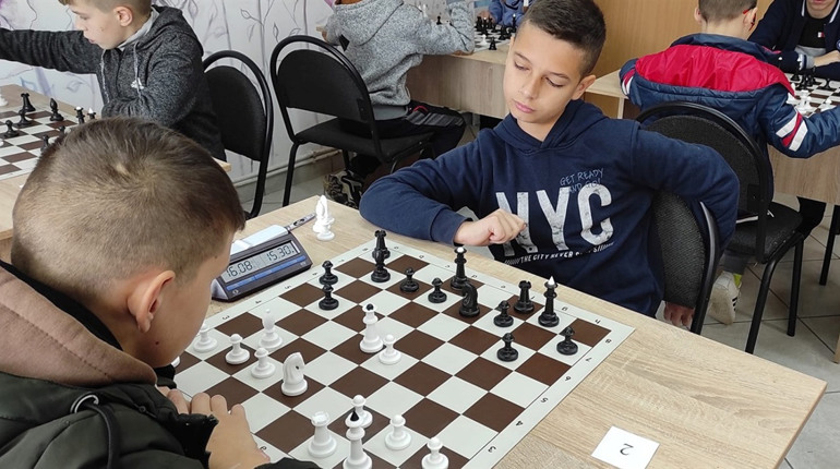 "Шаховий десант" провели у Почаєві