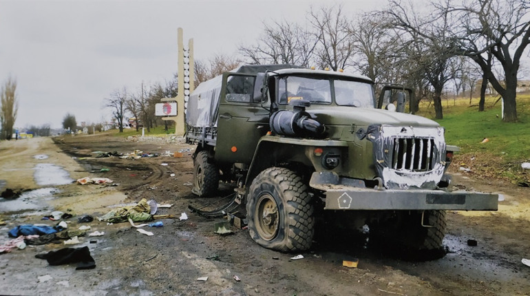 «Битва за Вознесенськ»: фотовиставка Андріяна Ізмайлова в Южноукраїнському музеї. Фото