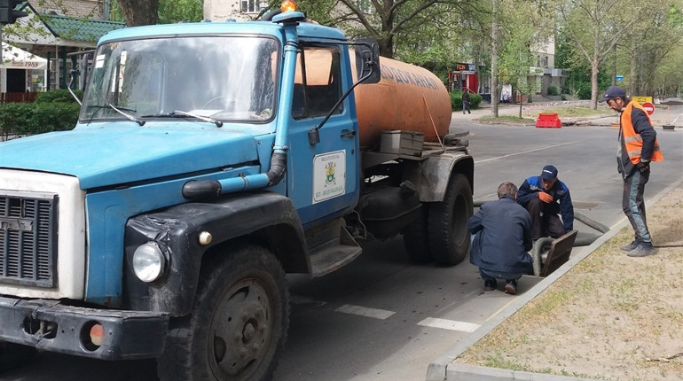 Ремонт водопровода "Водоканал" выполняет собственными силами