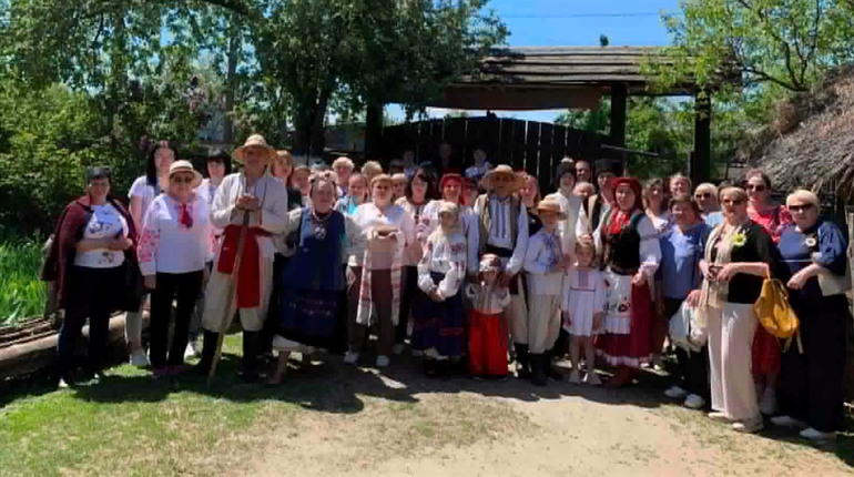 Родини полеглих Захисників зі Звягельської громади відвідали монастир і "Поліську хату"