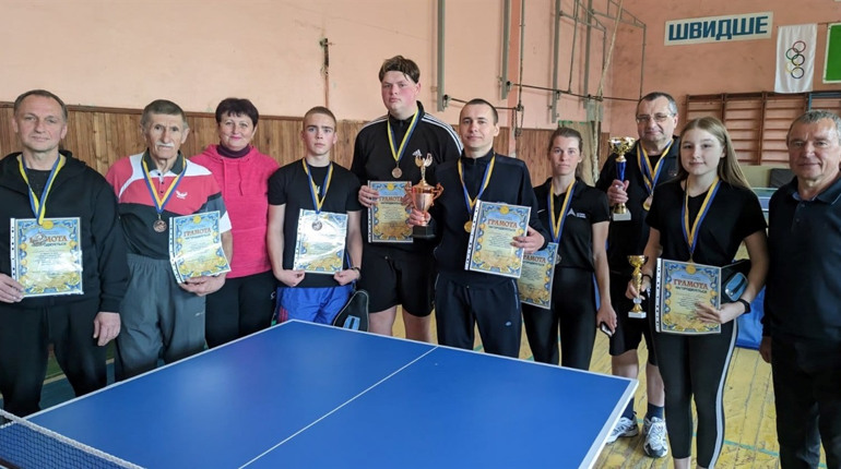 Турнір із настільного тенісу в Глухові. Скільки грошей зібрали благодійники для ЗСУ