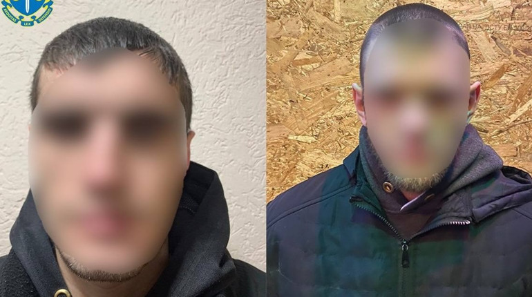 У Херсоні затримали двох горе злодіїв, які намагалися розжитися алкоголем