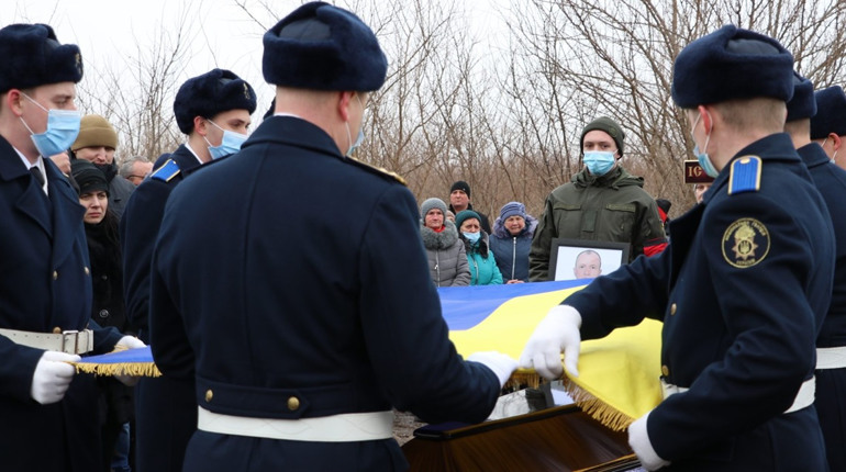 Загиблих нацгвардійців поховали