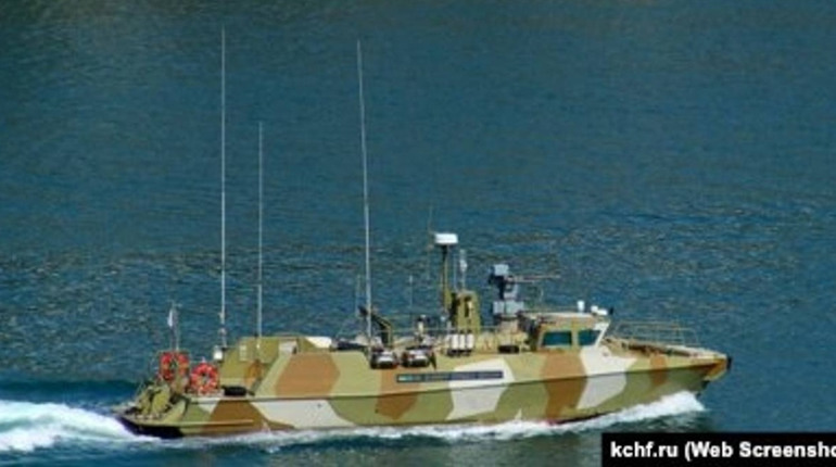 Російські солдати навмисно ламають свої човни на Херсонщині