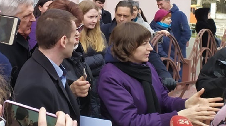 В Херсоні підтримали акцію проти скорочення мовлення Суспільного