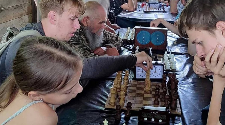На Кременеччині провели турнір з шахів