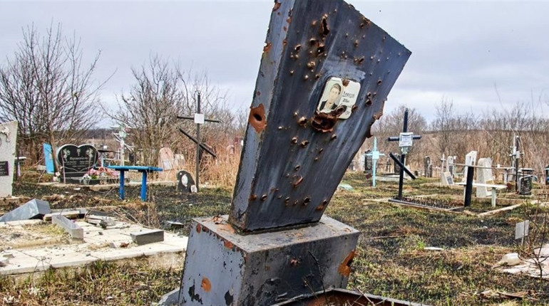 Не відвідувати кладовищ рекомендують у Великобурлуцькій громаді