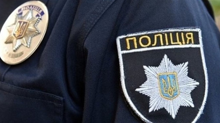 На Переяславщині чоловік вкоротив собі віку, скориставшись дротом: хроніка поліції 27 березня