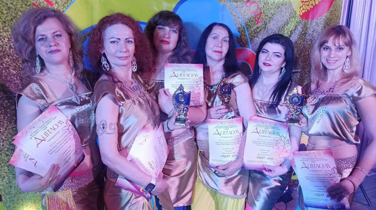 Танцювальний клуб “Лейла” отримав призові місця на фестивалі. Розповідаємо про клуб та його учасниць