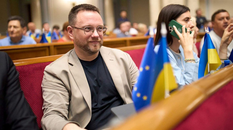 Місцевих депутатів від заборонених партій необхідно позбавити мандатів - нардеп Олег Дунда