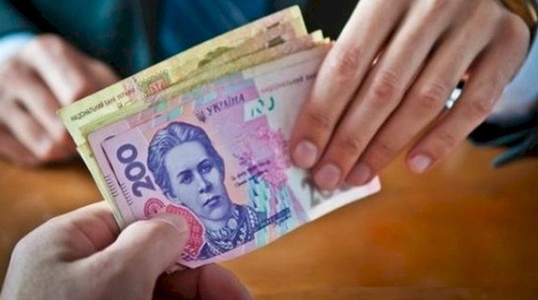 Зупинка виплат лікарняних та декретних: ситуація стабілізувалася