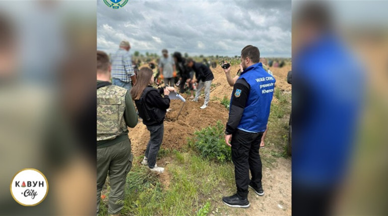 На Херсонщині ексгумували тіло закатованого окупантами чоловіка