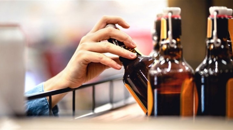 У Городку суд оштрафував чоловіка, який поцупив пляшку алкоголю з супермаркету