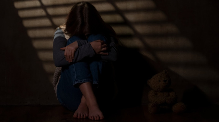 Підозрюють у зґвалтуванні доньки: на Рокитнівщині шукають 37-річного чоловіка