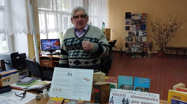 Найстарший шахіст Глухова буде давати безоплатні уроки для дітей. Як долучитися?