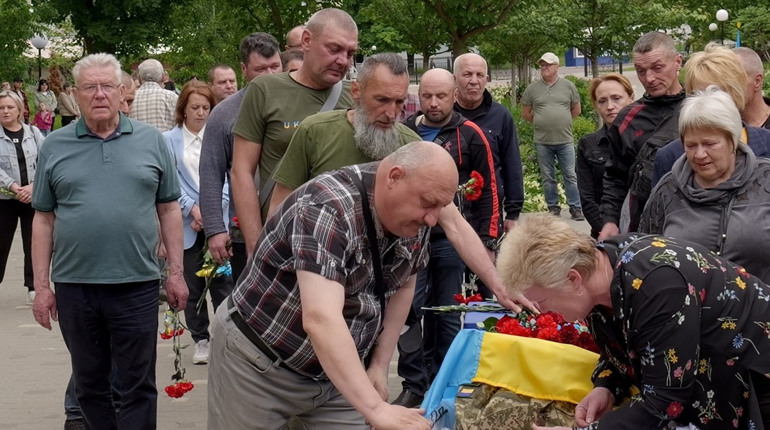 Шостка попрощалася з командиром відділення 3-ї роти 153-го батальйону