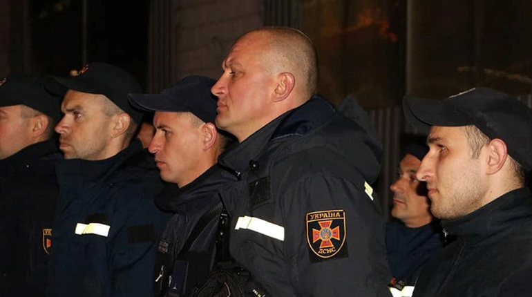 На допомогу рятувальникам Нікопольщини прибули рятувальники Дніпровського та Кам’янського районів
