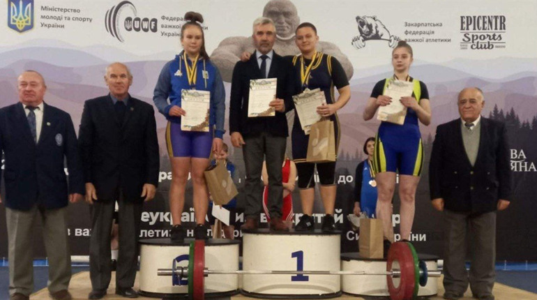 Смілянка Єлизавета Кузьміна стала чемпіонкою України з важкої атлетики