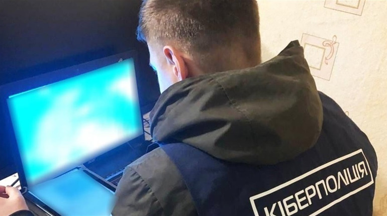 На Миколаївщині затримана 74-річна жінка, що розповсюджувала дезінформацію через соцмережі