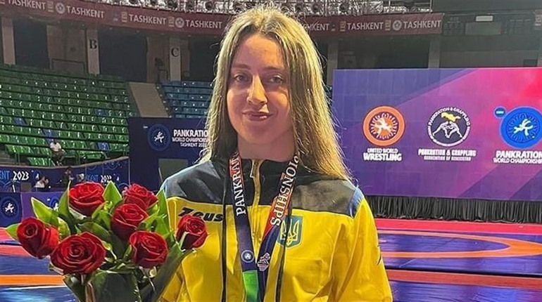 Стала чемпіонкою світу та присвятила перемогу полеглим Героям: чому Аміна Накопюк любить панкратіон