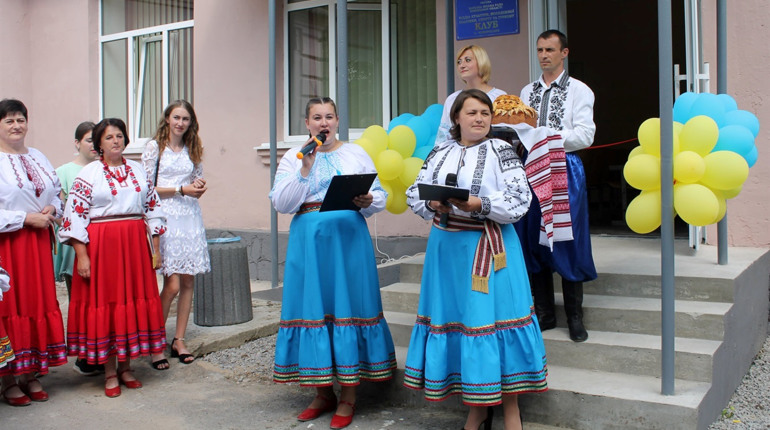 У Чемериському відкрили у нещодавно відбудованому приміщенні сільський клуб