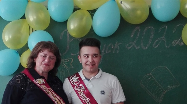 По 200 балів з двох предметів отримав випускник Лашківської школи Михайло Скорейко