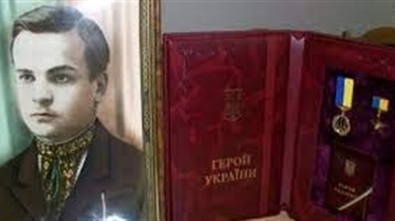 Відтепер провулок Попова носить ім'я Гірника. Розповідаємо про Героя, який вчинив акт самоспалення