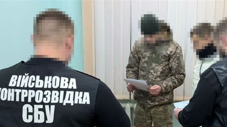 На Миколаївщині СБУ затримала військового, який «зливав» ворогу позиції ППО та аеродромів