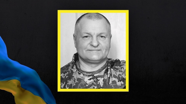Майже 9 місяців воїна вважали безвісти зниклим: на щиті повернувся до рідного дому Юрій Кальченко