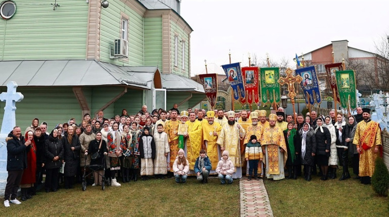 Архієрейське богослужіння з нагоди 20-ліття переходу парафії Витилівки