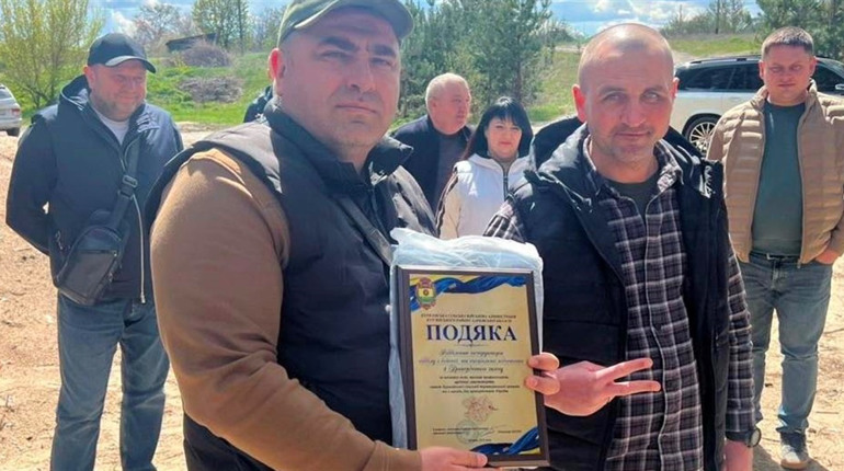Герої, які тримають рубіж: Курилівська громада подякувала захисникам