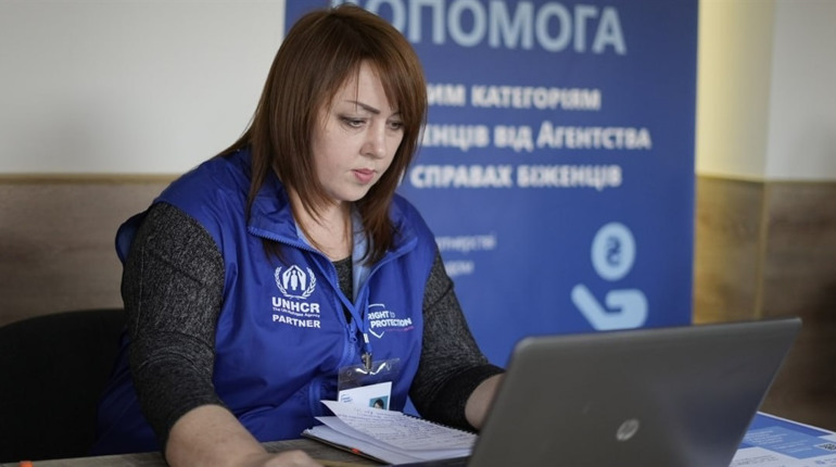 Грошова допомога від УВКБ ООН: як реєстрували на Нікопольщині та як отримати вперше