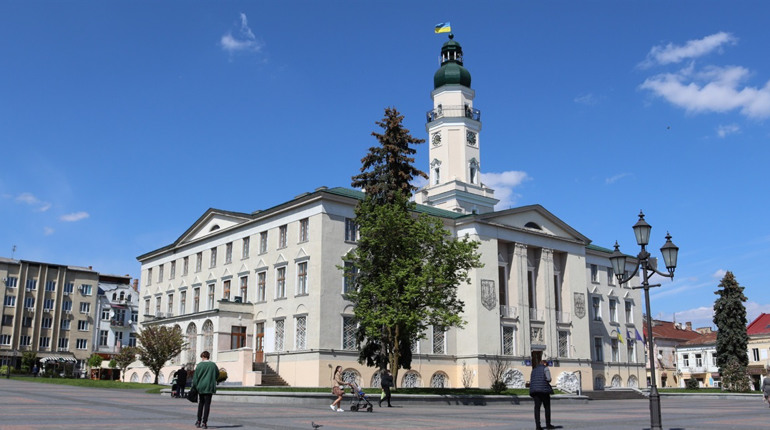 Що потрібно зробити, аби життя у Дрогобичі стало кращим: думка містян