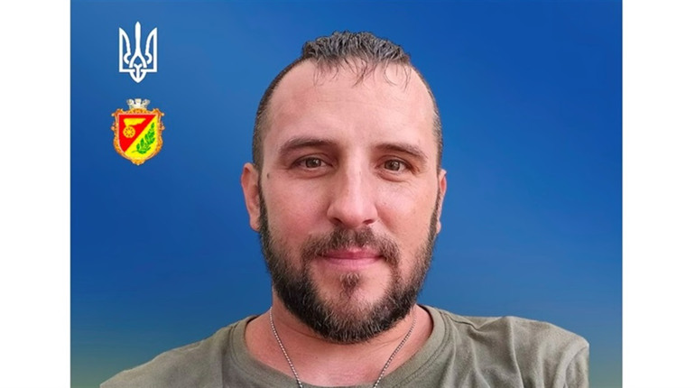 На щиті повернувся додому: Знам’янка попрощається із захисником Євгенієм Олефіренком
