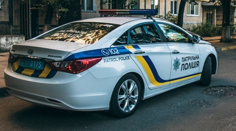 На Переяславщині померли дві людини, а водійка Chevrolet в'їхала в Opel: хроніка поліції