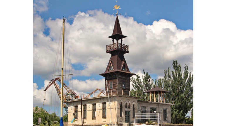 Фото херсонського яхт-клубу стало одним із кращих на конкурсі «Вікі любить пам'ятки-2023»