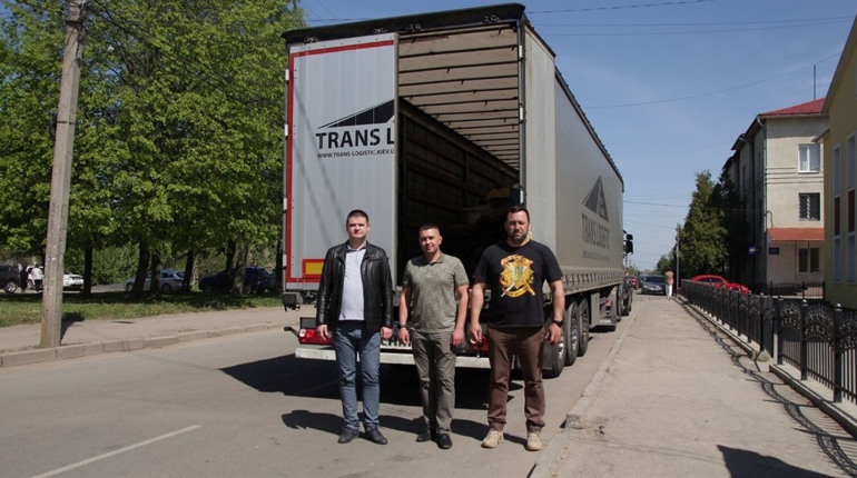 Дрогобич передав гуманітарну допомогу для евакуйованих маріупольців