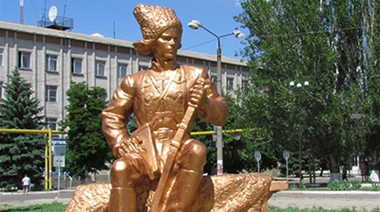 Чи справді прах Махна їде до Гуляйполя