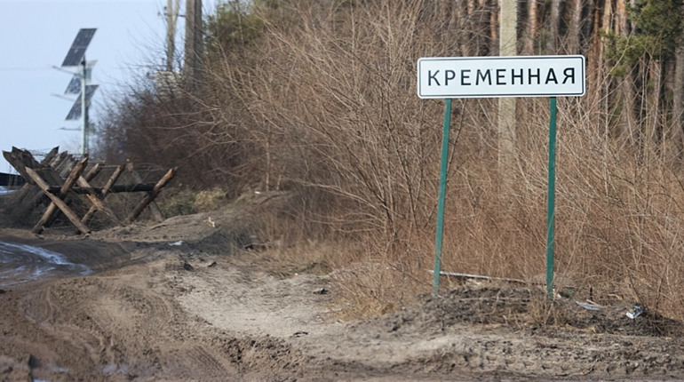 На окупованій Луганщині гучно. Місцеві жителі повідомляють про касетні "прильоти" у Кремінній