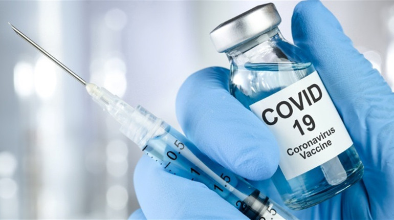 Підліткам дозволили робити бустерну дозу проти COVID-19. Скільки людей наразі хворіє на Городоччині