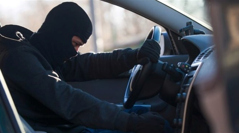 На Черкащині 8 років за ґратами проведе чоловік, який викрав авто на автомийці