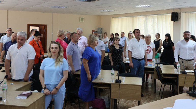 Не минуло й чотирьох місяців, як 37 сесія Южноукраїнської міської ради завершилася. Фото, відео.