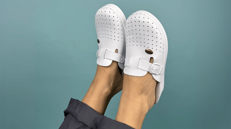 Медичне взуття в Рівному: як обрати комфортну пару для роботи