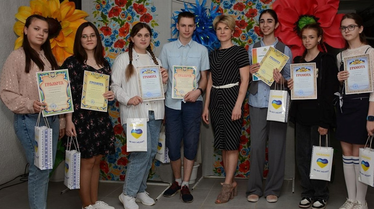 У Глухові на фестивалі «Надія» відзначили талановитих дітей громади