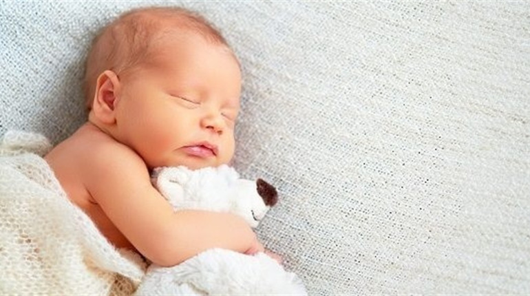 У новорічну ніч у Біляївці народилося перше немовля 2026 року — це дівчинка