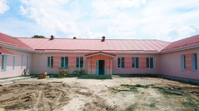 До амбулаторії сімейної практики у Володимирці зроблять окремий під’їзд