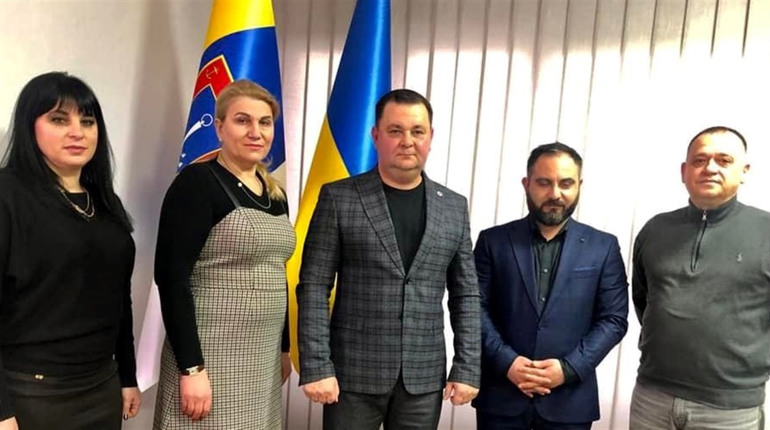 Біляївська лікарня отримала кисневі концентратори від Червоного Хреста